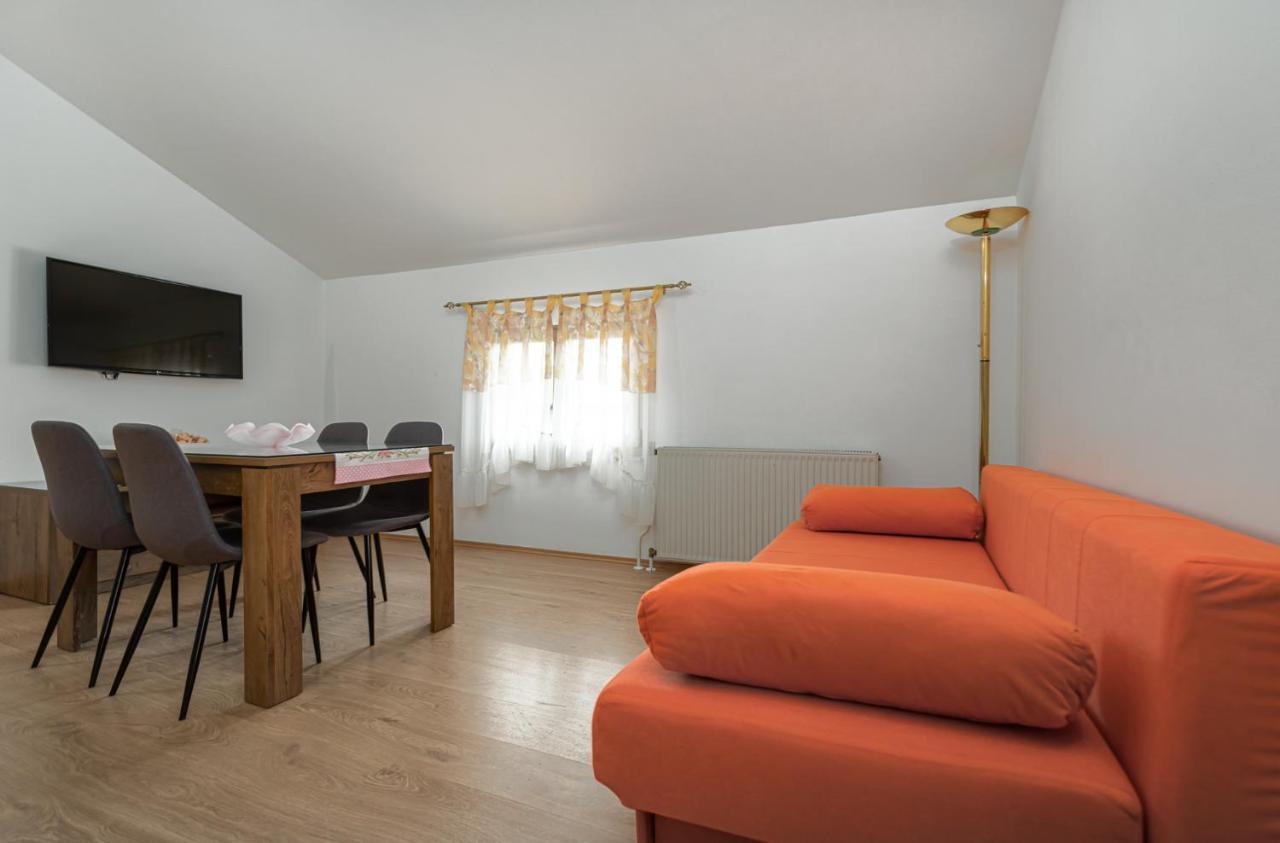 Mima Apartment Porec Exterior photo