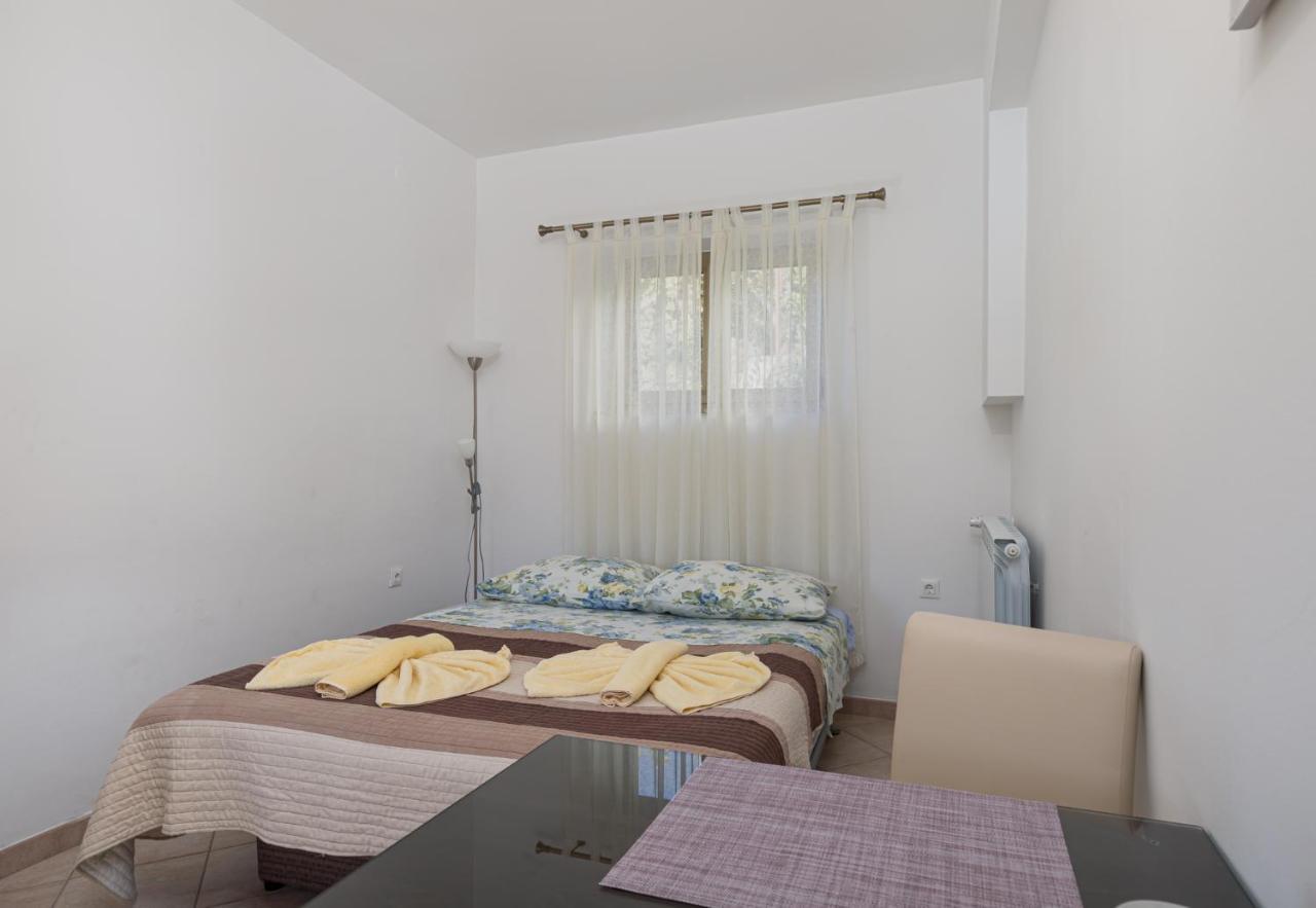 Mima Apartment Porec Exterior photo